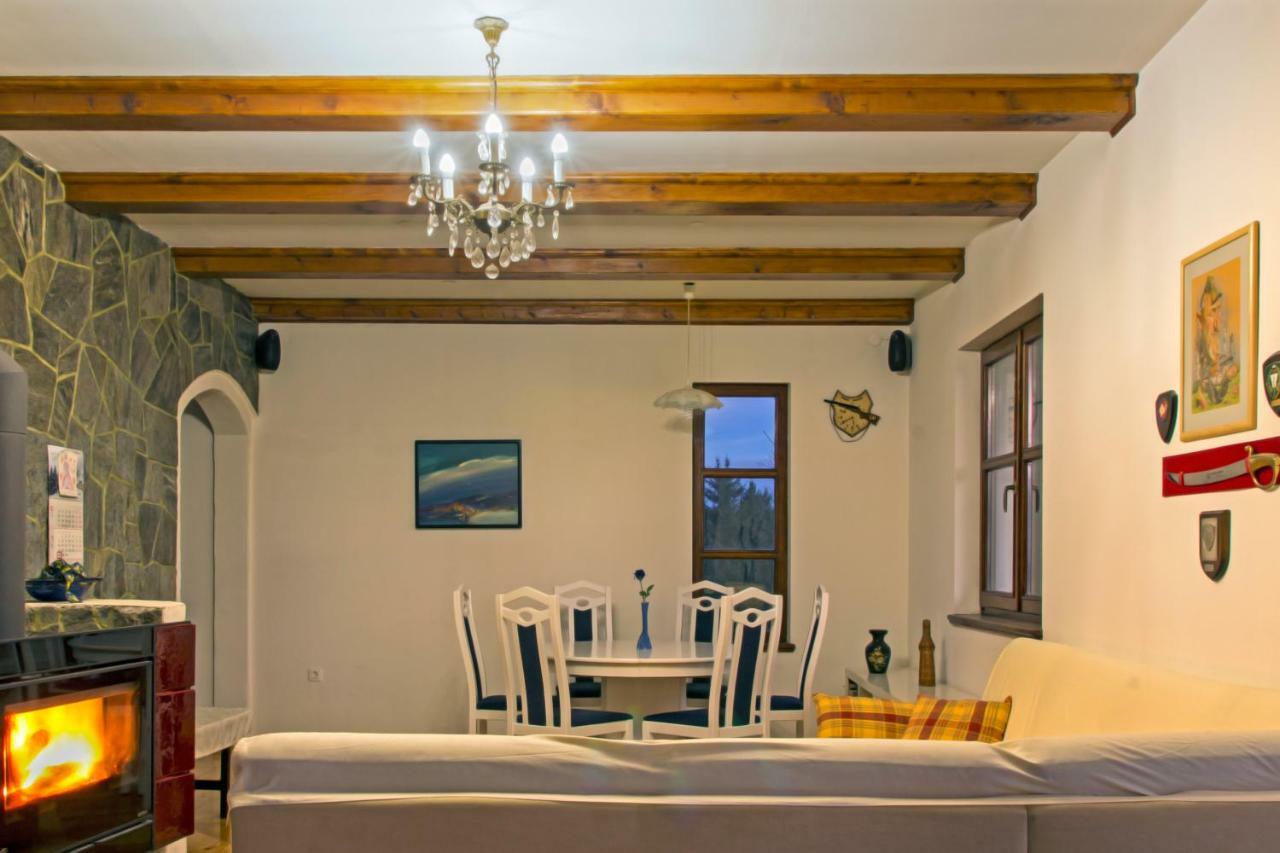 Vila Snjeguljica Goraci Exterior photo